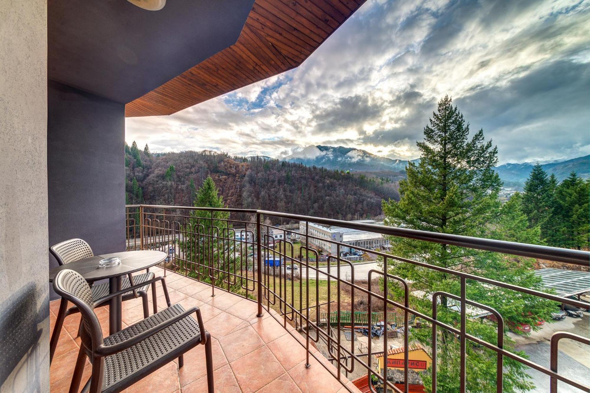 Spa Hotel Kiparis Smolyan Bagian luar foto