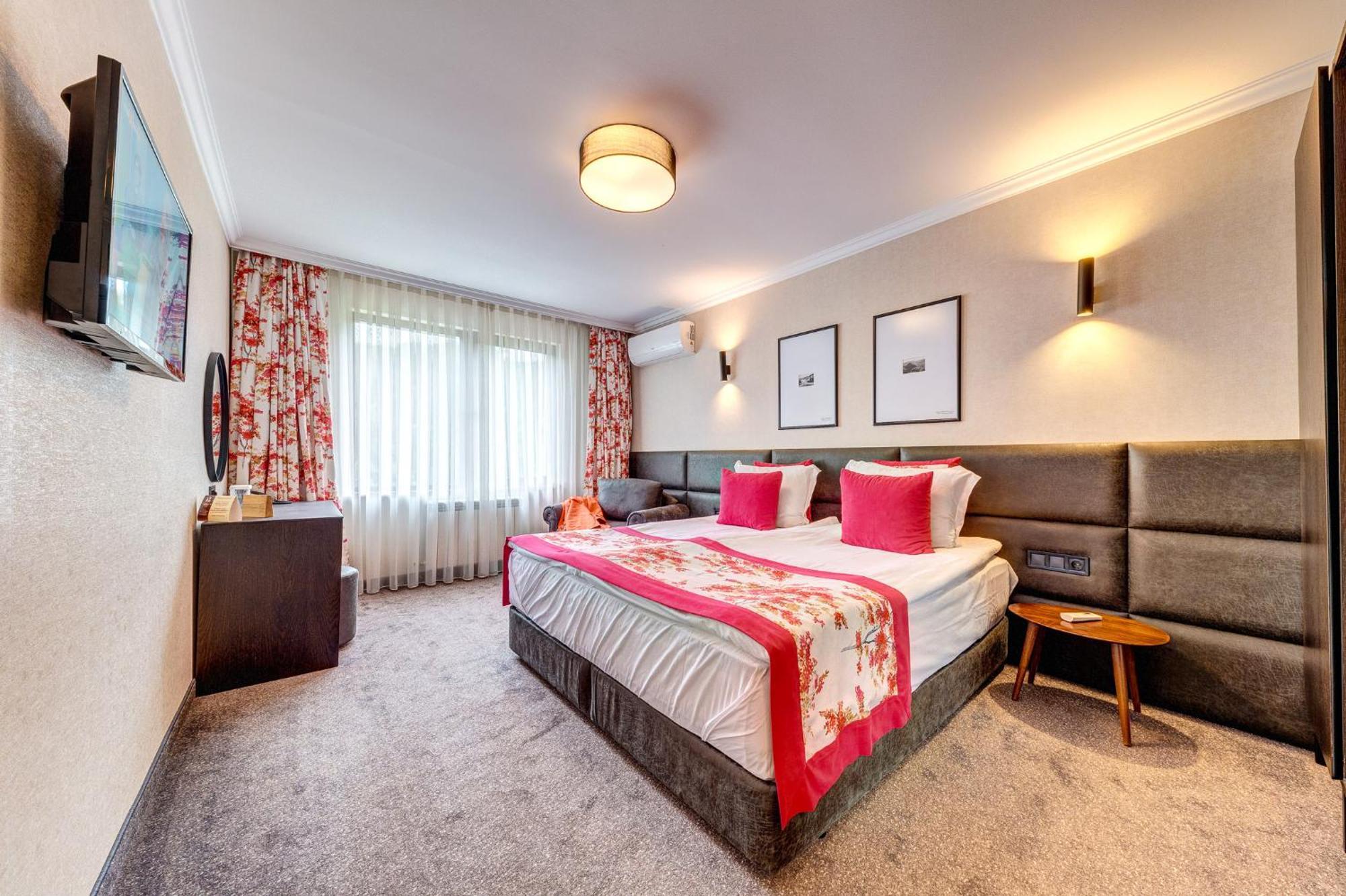 Spa Hotel Kiparis Smolyan Bagian luar foto