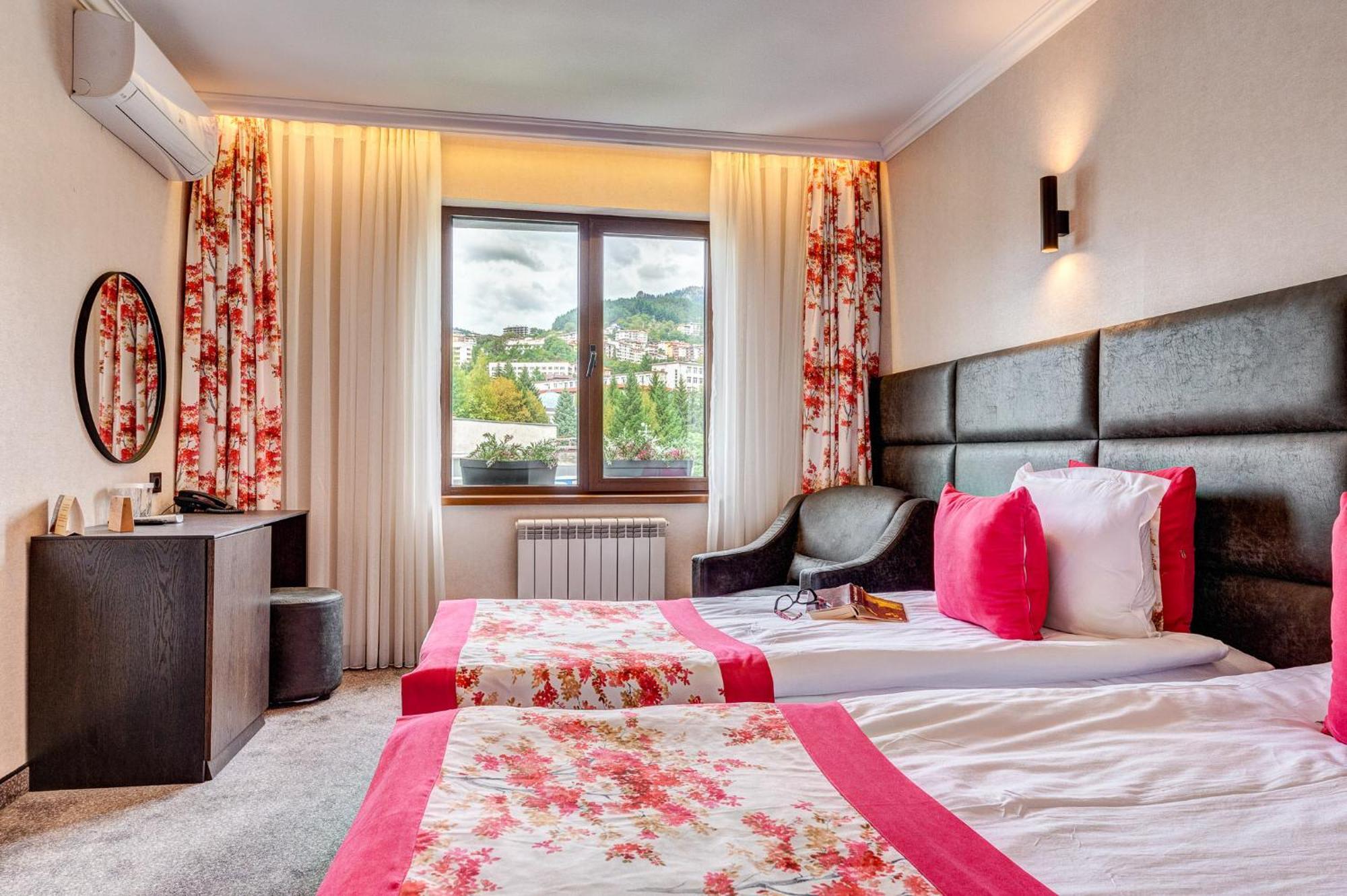 Spa Hotel Kiparis Smolyan Bagian luar foto