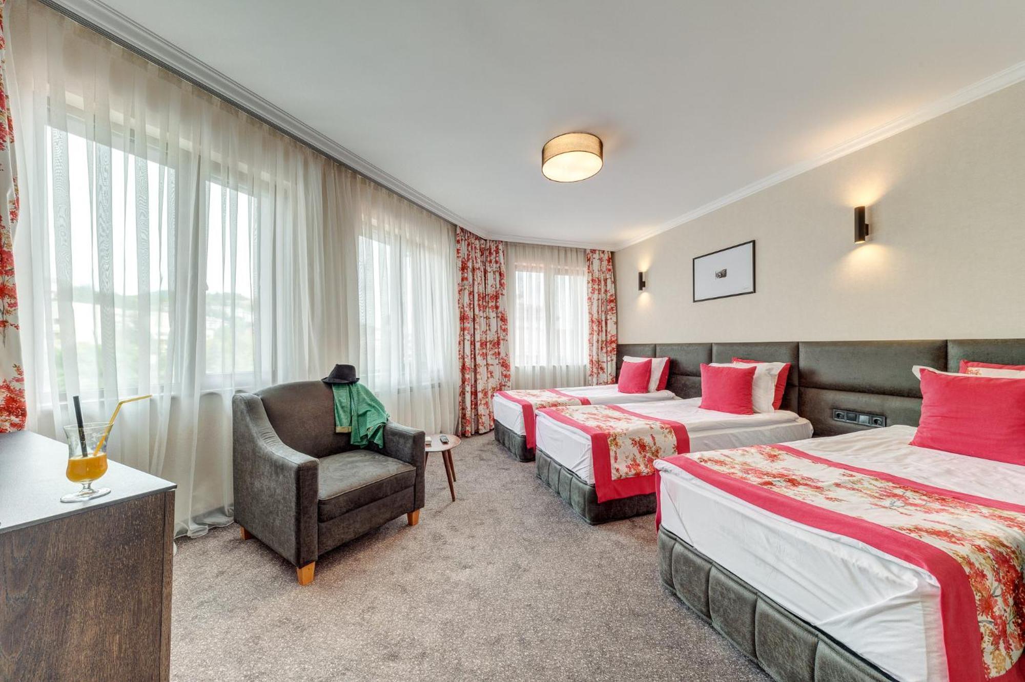 Spa Hotel Kiparis Smolyan Bagian luar foto