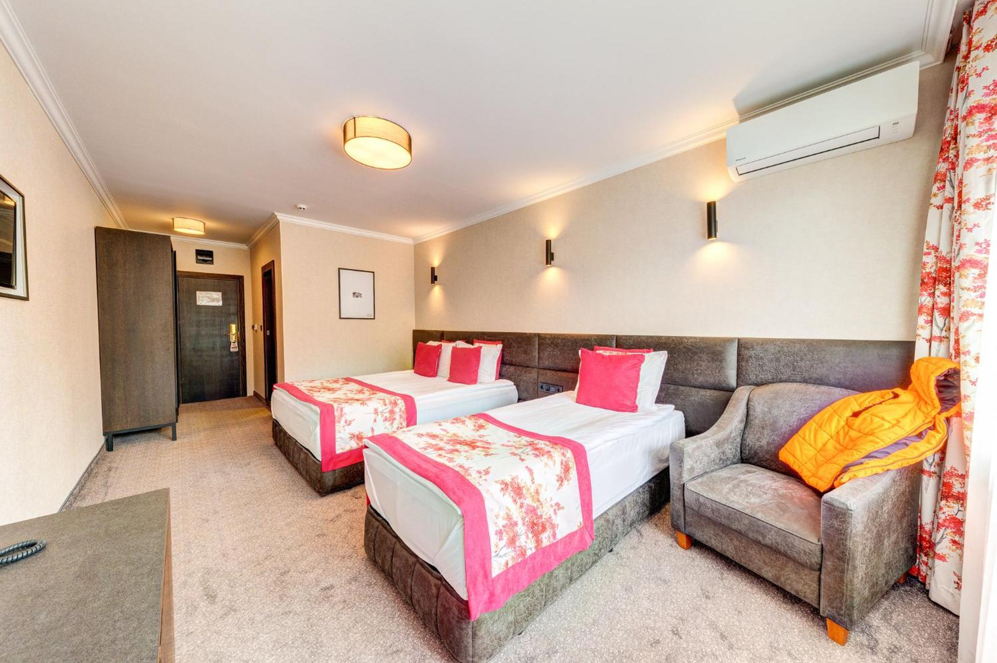 Spa Hotel Kiparis Smolyan Bagian luar foto